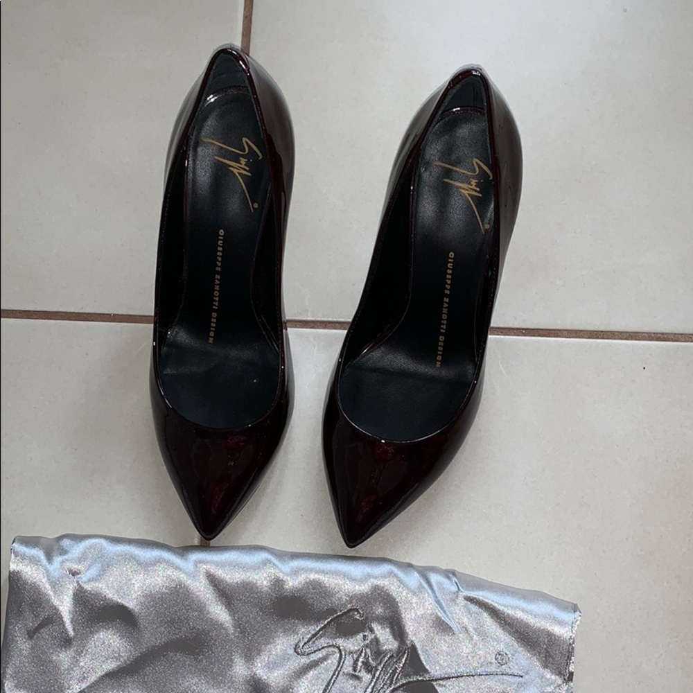 Giuseppe Zanotti burgundy patent pumps